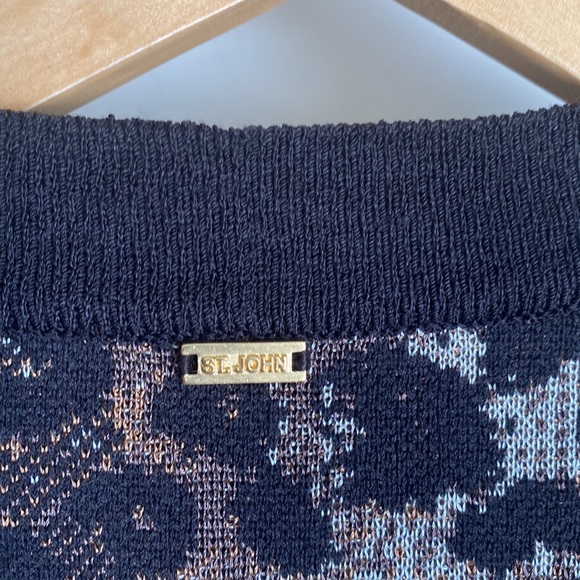 St. John animal print cardigan Size S - Picture 6 of 9